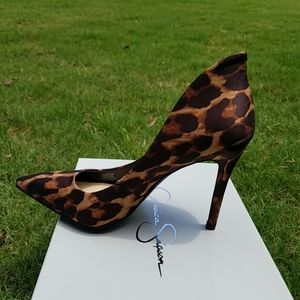 Jessica Simpson heels
